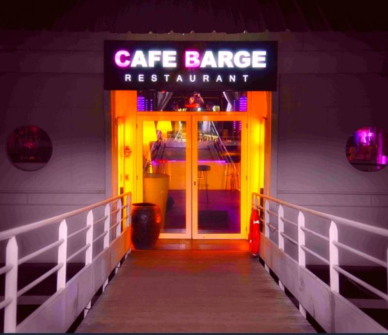 Café Barge
